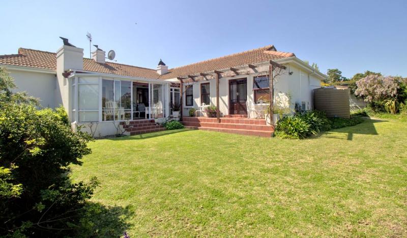 3 Bedroom Property for Sale in Steynsrust Western Cape